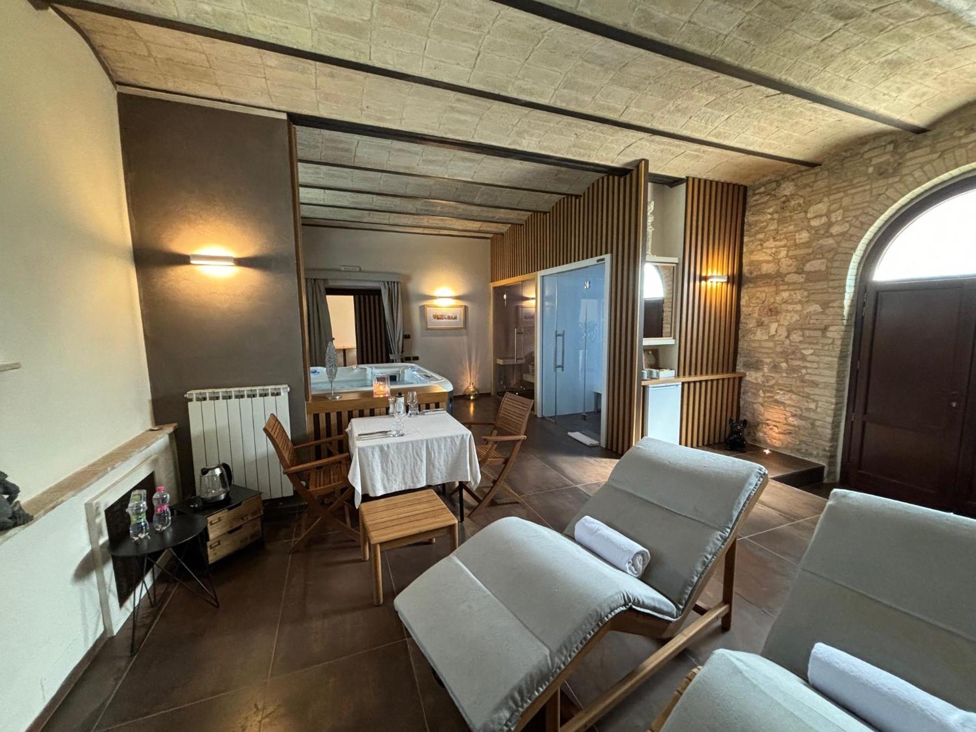 Borgo Degli Angeli Resort E Spa San Vitale Exterior foto